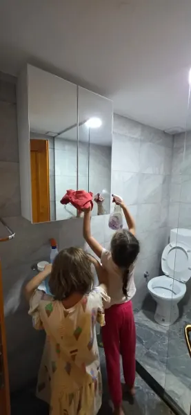 kids ledici august fondacija second